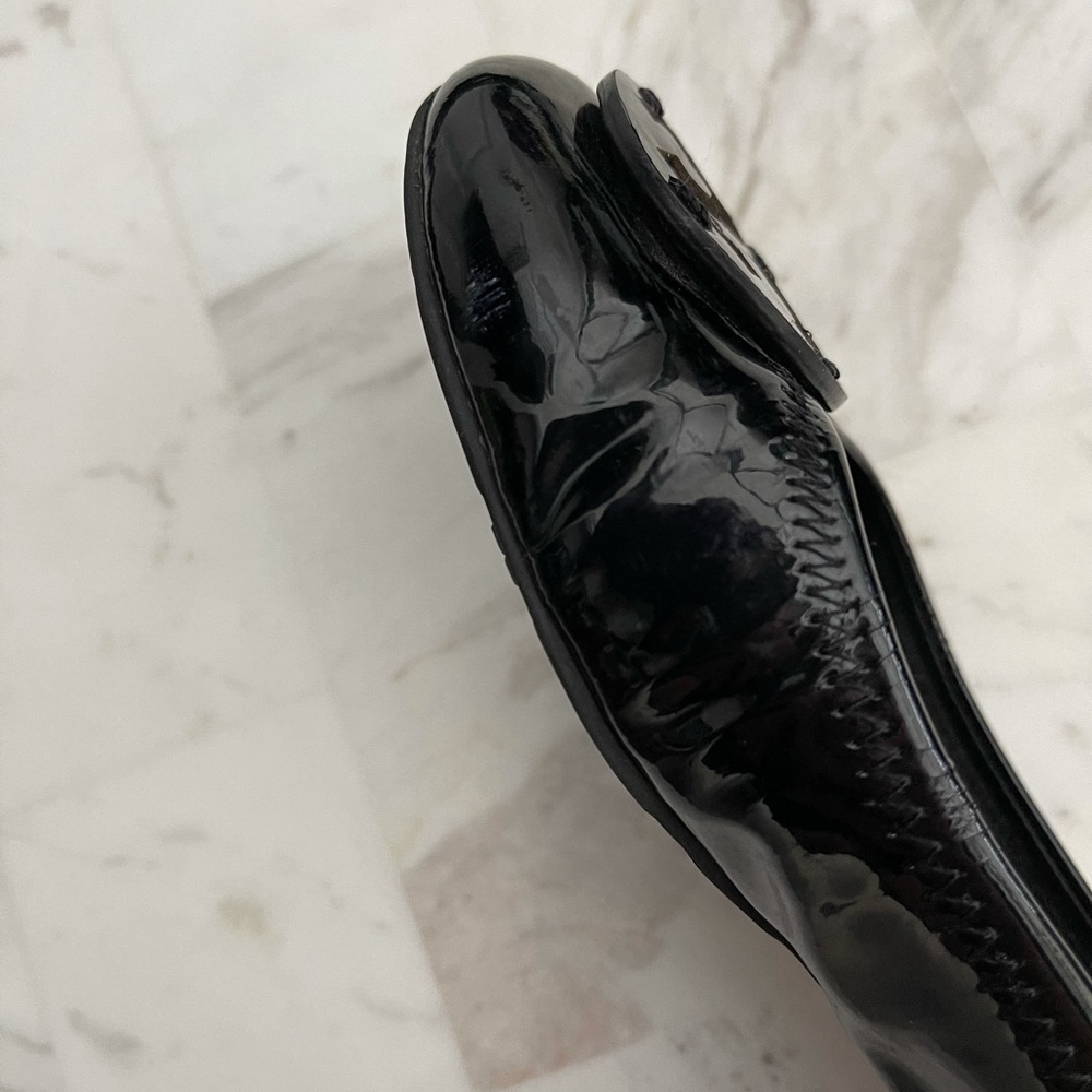 Tory Burch | Reva Black Patent Ballet Flats - Picture 5 of 7